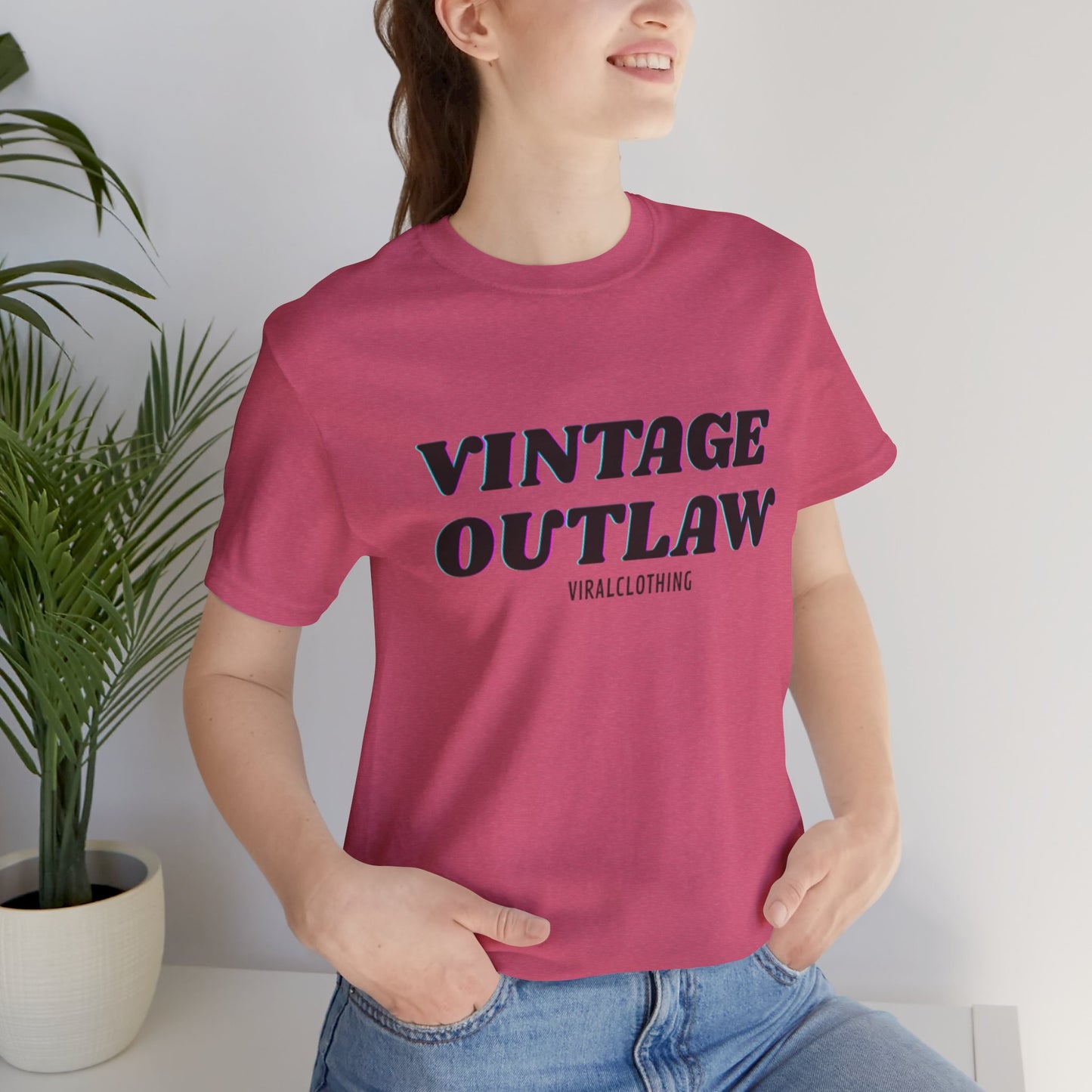 Tshirt with Vintage Print Shirt Print Outlaw Unisex Jersey Tee - Retro Graphic Essential for Casual Style