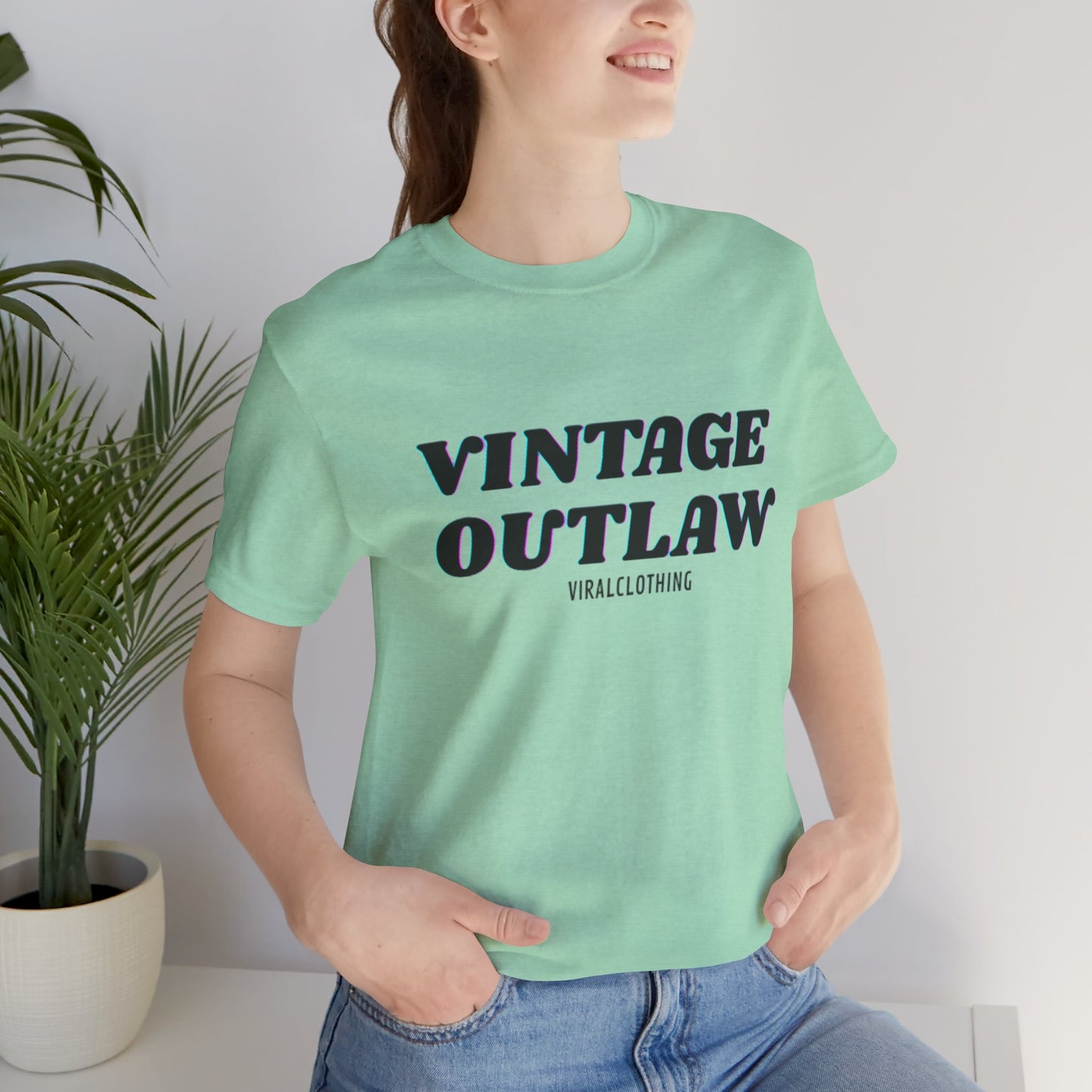 Tshirt with Vintage Print Shirt Print Outlaw Unisex Jersey Tee - Retro Graphic Essential for Casual Style