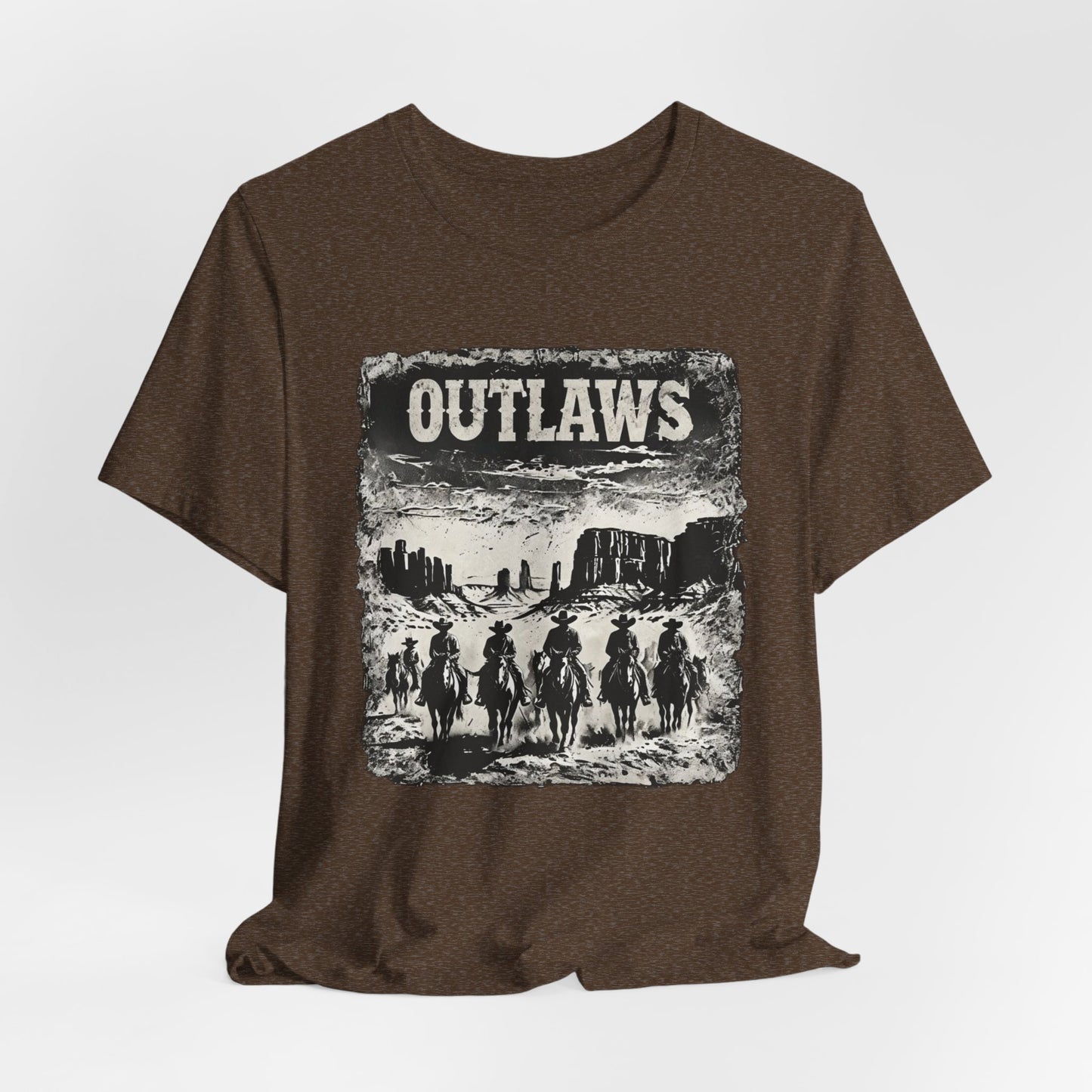 Tshirt Vintage Outlaws Graphic Tee - T-Shirt for Men Shirt Gift for Him