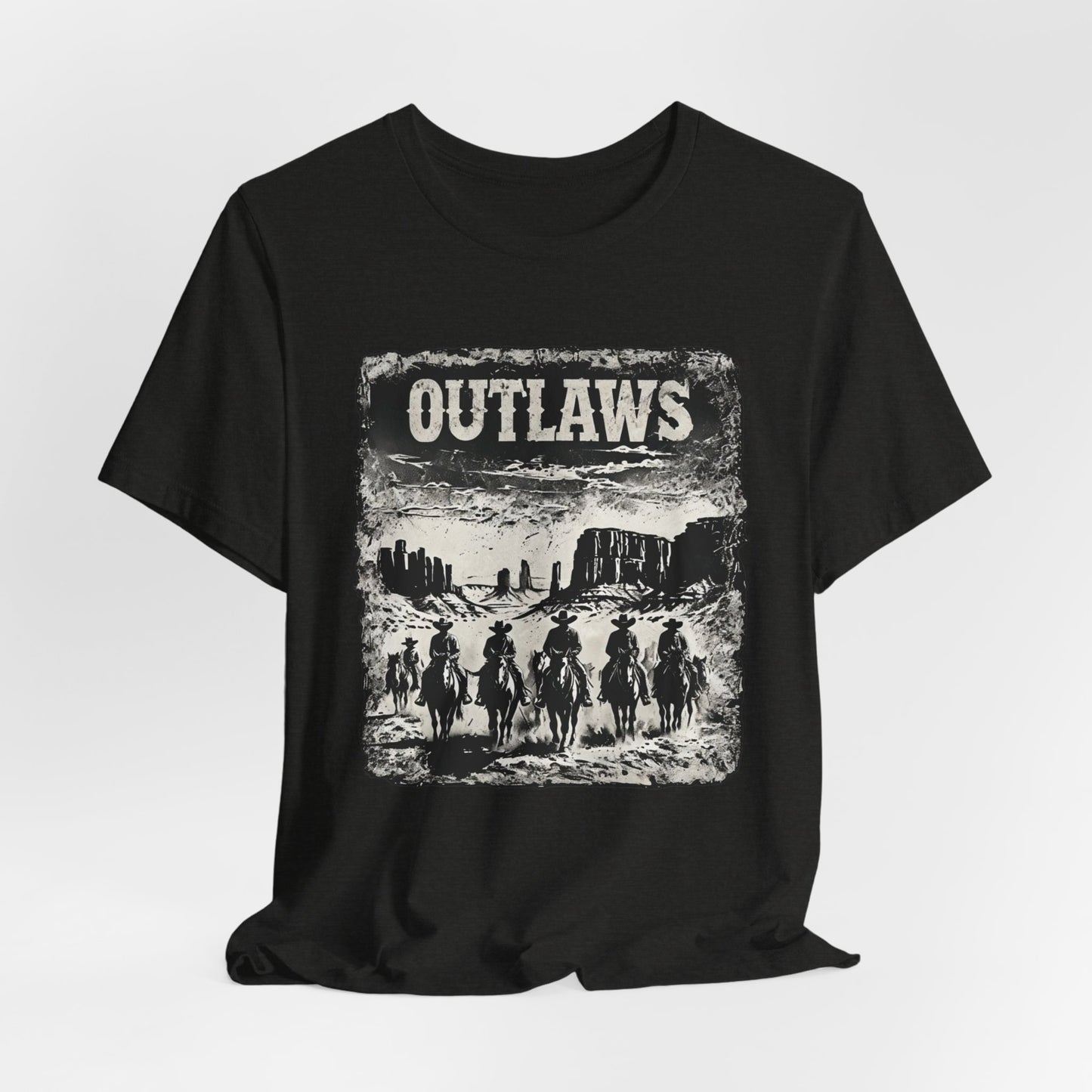 Tshirt Vintage Outlaws Graphic Tee - T-Shirt for Men Shirt Gift for Him