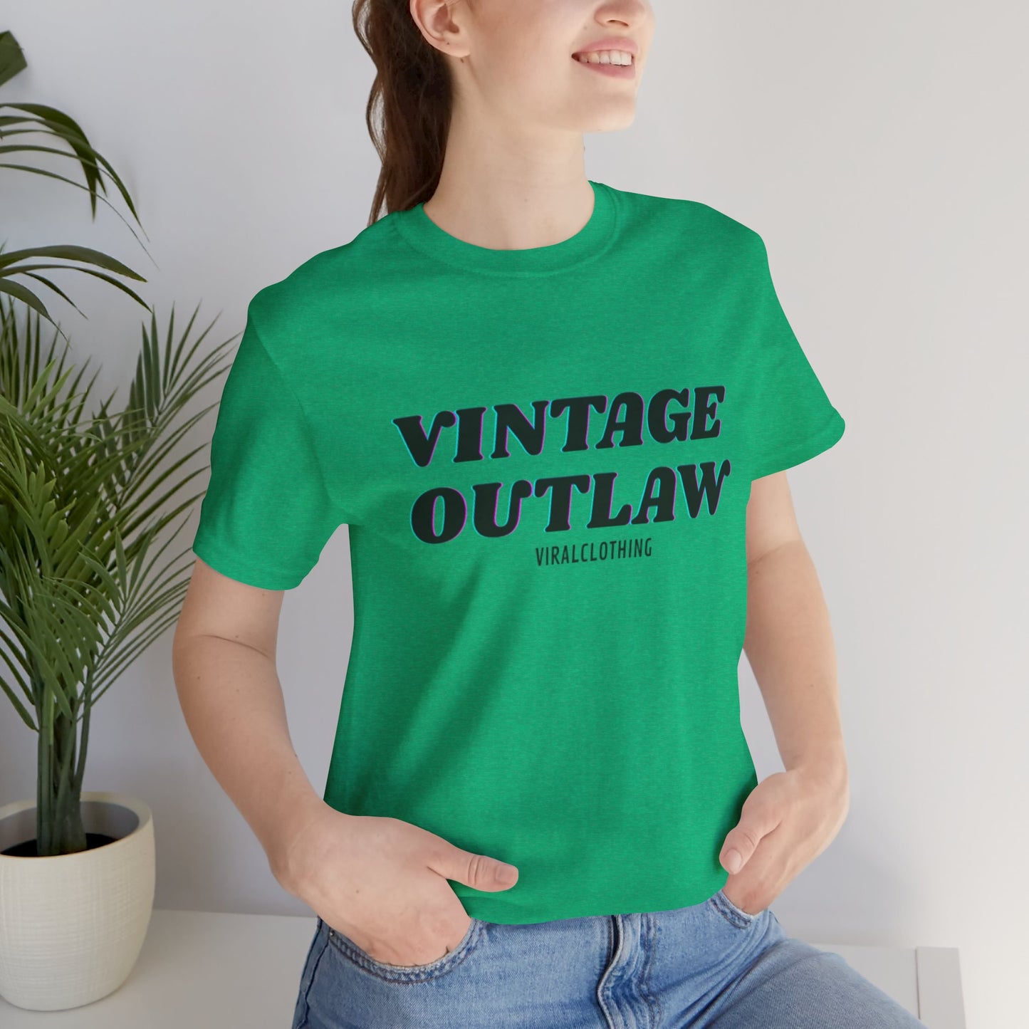 Tshirt with Vintage Print Shirt Print Outlaw Unisex Jersey Tee - Retro Graphic Essential for Casual Style