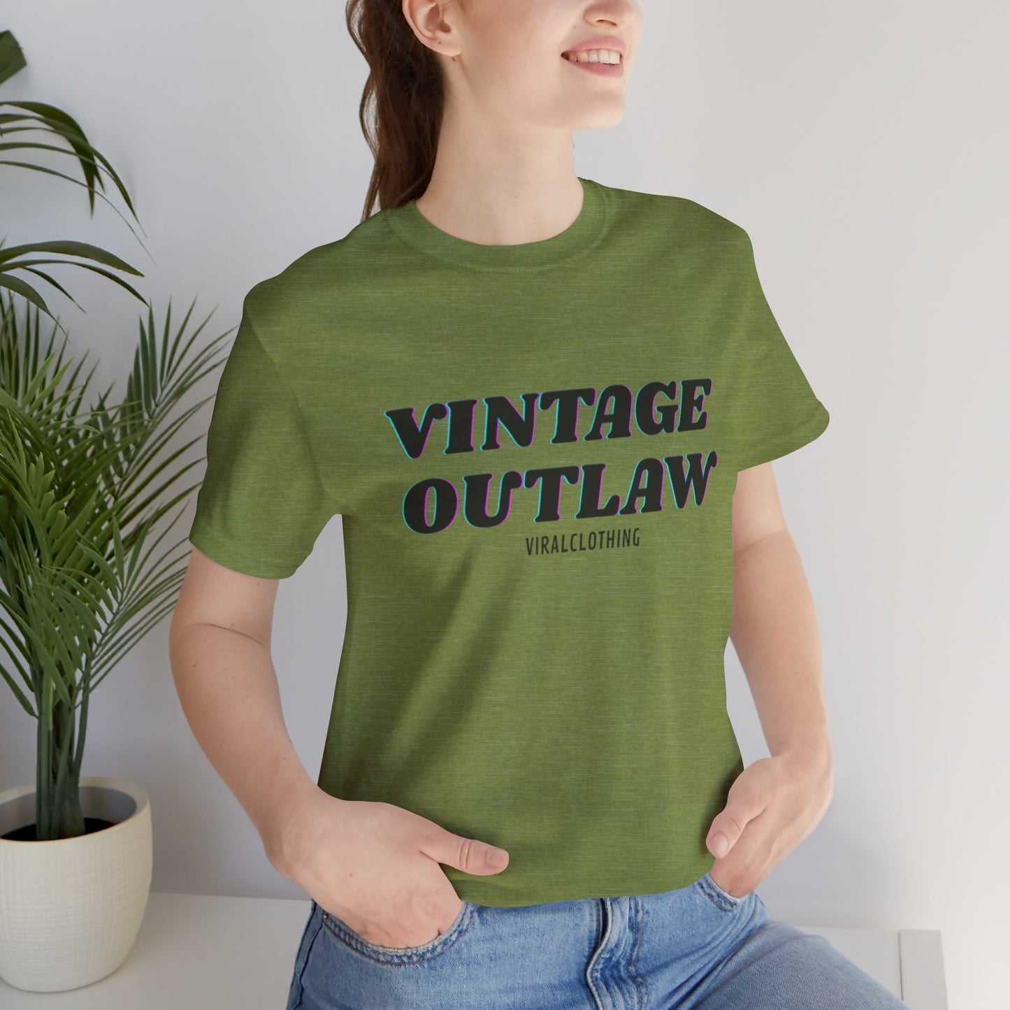 Tshirt with Vintage Print Shirt Print Outlaw Unisex Jersey Tee - Retro Graphic Essential for Casual Style